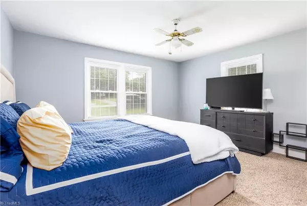 Archdale, NC 27263,515 Dale ST