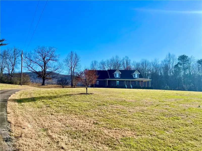 1732 Cedar Forest RD, Ronda, NC 28670