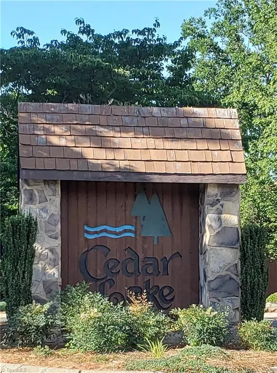 Winston Salem, NC 27104,159 Cedar Lake TRL