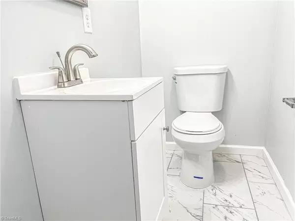 Lexington, NC 27292,7099 NC Highway 8