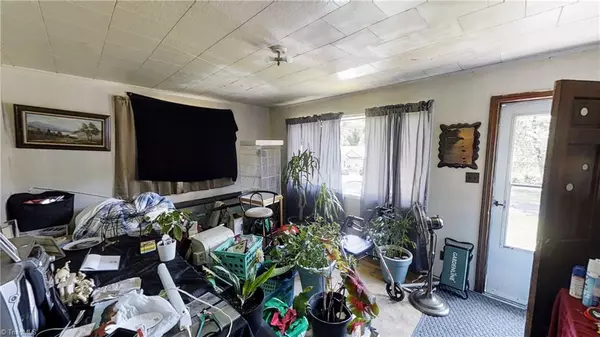 Winston Salem, NC 27106,2111 Jeffrey LN