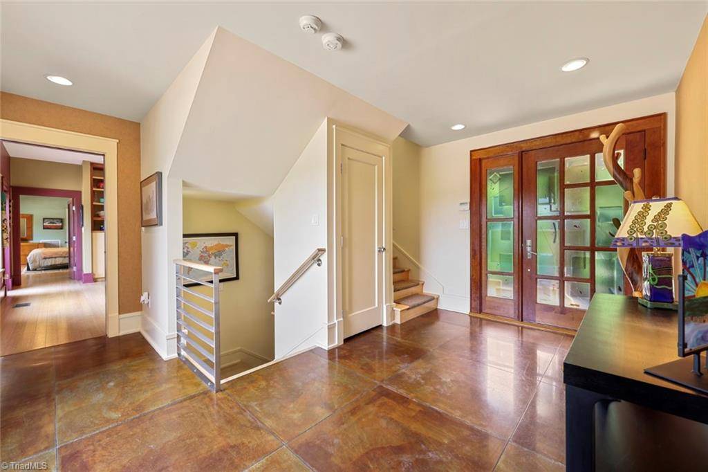 Lexington, NC 27292,216 Evergreen CIR