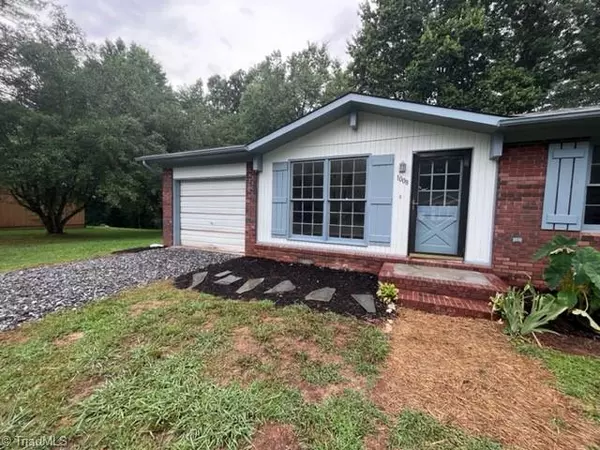 North Wilkesboro, NC 28659,1008 Osborne Sunset DR