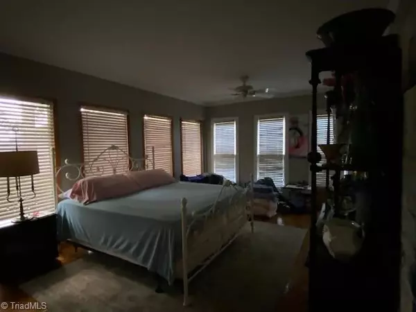 Denton, NC 27239,194 Eastwood DR