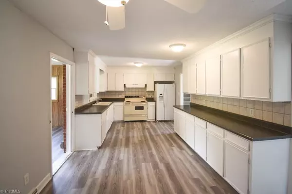 Tobaccoville, NC 27050,6148 Tobaccoville RD