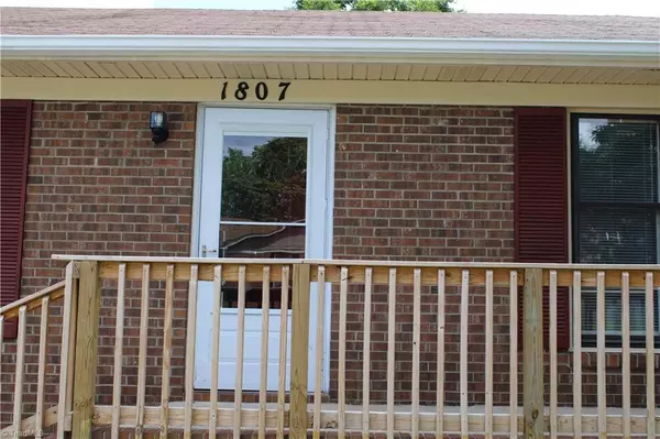 Greensboro, NC 27406,1807 acorn RD