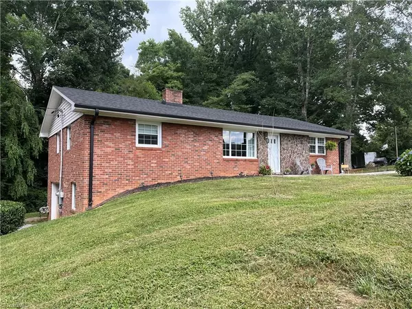 North Wilkesboro, NC 28659,164 Hillsdale DR