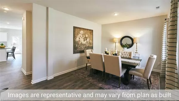 Graham, NC 27352,1030 Broadlands WAY #106