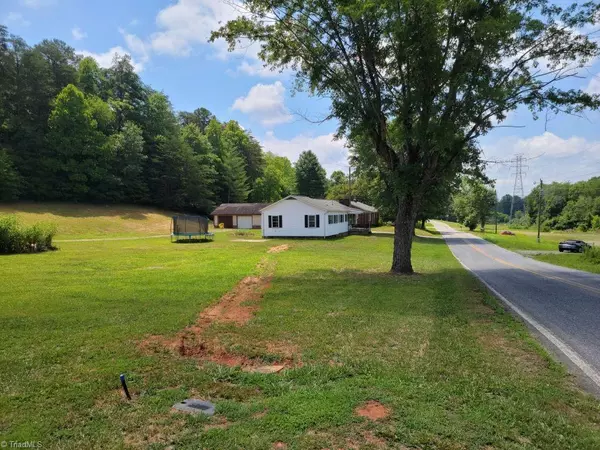 Millers Creek, NC 28651,379 Green Acres Myers ST