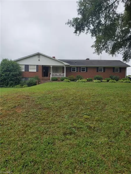 215 Big Buck RD, Richfield, NC 28137