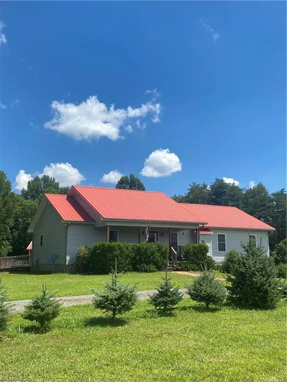 Ararat, NC 27007,109 Wimbledon LN