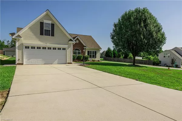 Winston Salem, NC 27127,419 Old Cypress DR