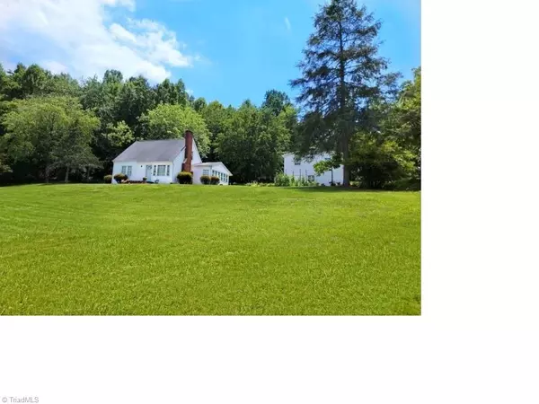 North Wilkesboro, NC 28697,3716 Statesville RD