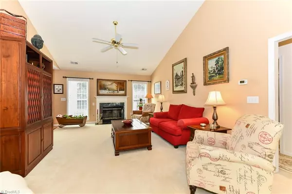 Summerfield, NC 27358,5600 Broadleaf RD