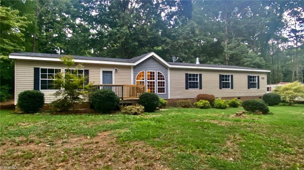4872 Edgar RD, Sophia, NC 27350