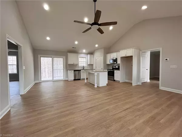 Stoneville, NC 27048,352 Price ST