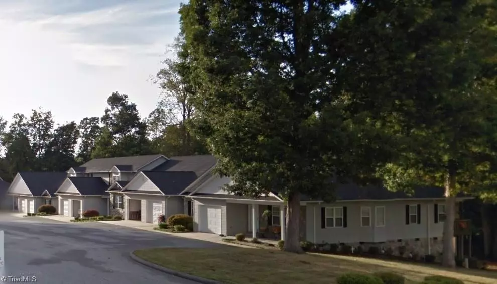 351 School DR #c, Taylorsville, NC 28681