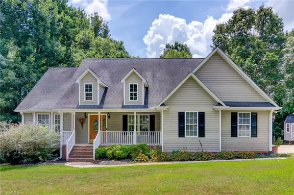 5557 Friendship Glen DR, Browns Summit, NC 27214