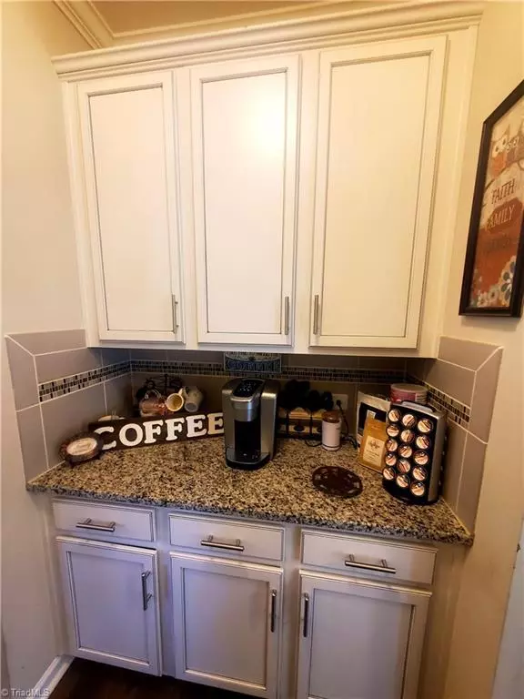 Rural Hall, NC 27045,1793 Pinnacle Oaks DR