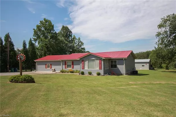 Stoneville, NC 27048,230 Rodgers LN