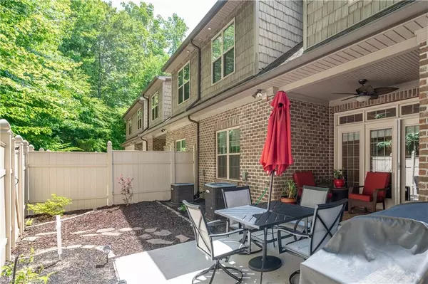 Winston Salem, NC 27103,1119 HERITAGE PATH LN