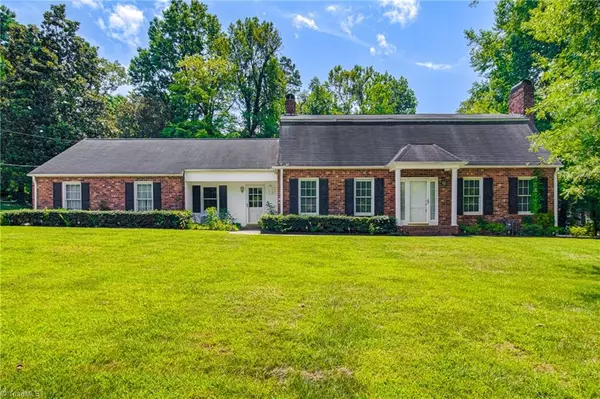 1110 Huntsford TER, Thomasville, NC 27360