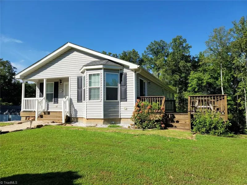 3542 Moores Spring RD, Westfield, NC 27053