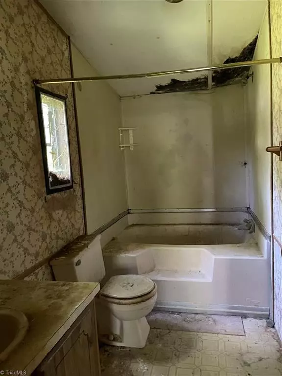 Archdale, NC 27263,2619 Boulder CT