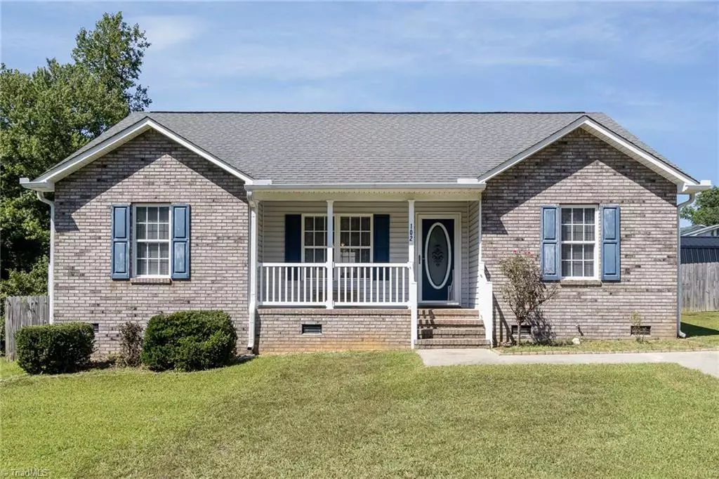 Thomasville, NC 27360,102 Battle DR