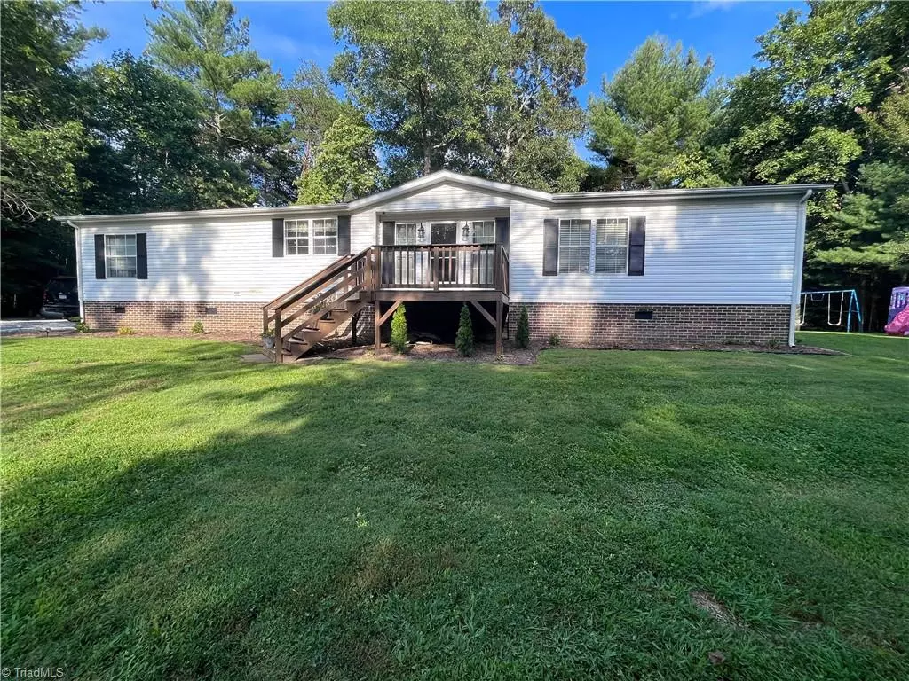 Wilkesboro, NC 28697,173 Travelers Rest DR