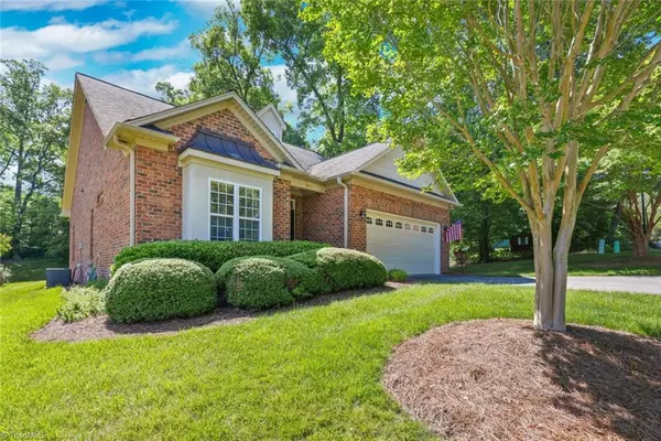 Winston Salem, NC 27106,2613 Belwick Village DR