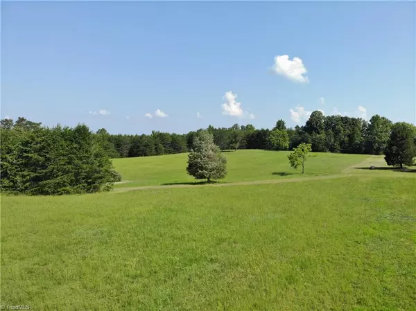 Axton, VA 24054,3615 Old Liberty DR