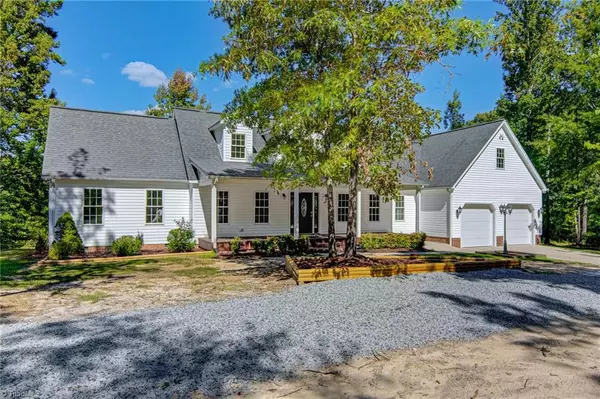 403 E Sheraton Park RD, Pleasant Garden, NC 27313