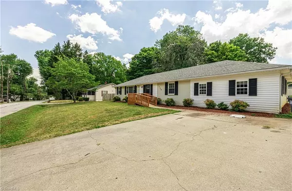 Winston Salem, NC 27104,136 Lindbergh ST