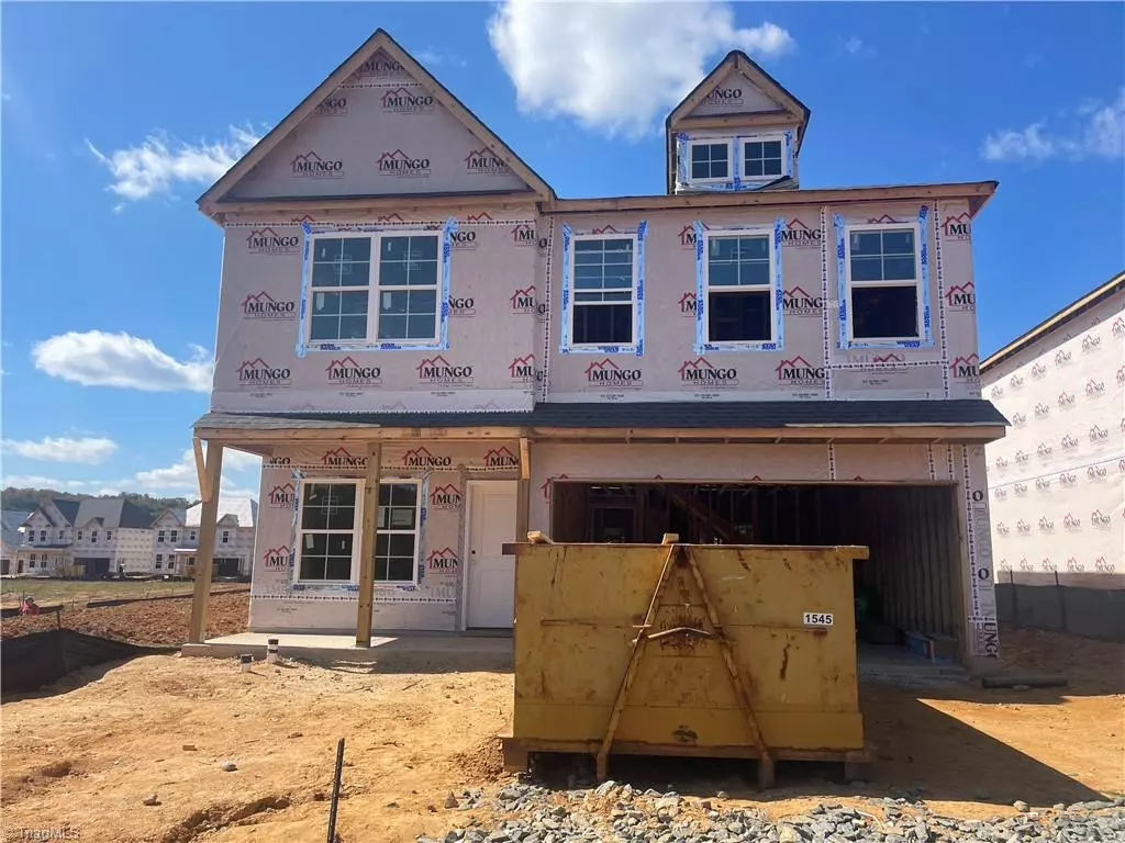 Winston Salem, NC 27106,2004 Honeysuckle Vine RUN