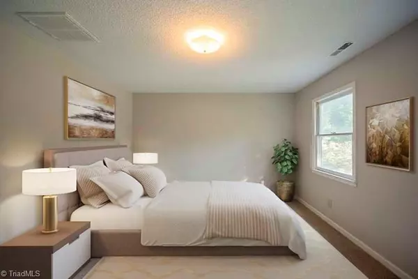 Winston Salem, NC 27127,3229 Hickory Ridge DR