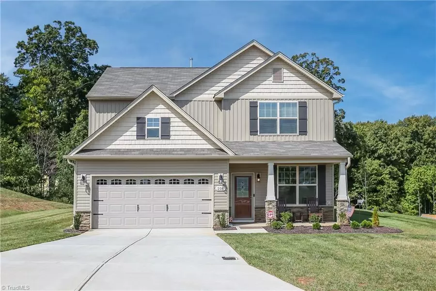 204 Ascender DR, King, NC 27021