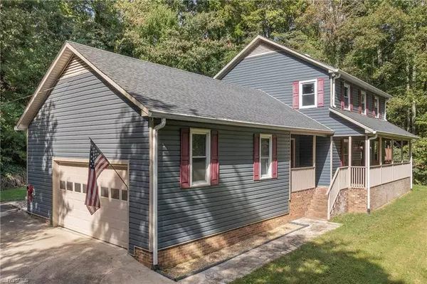 Kernersville, NC 27284,8979 Twin Lake DR