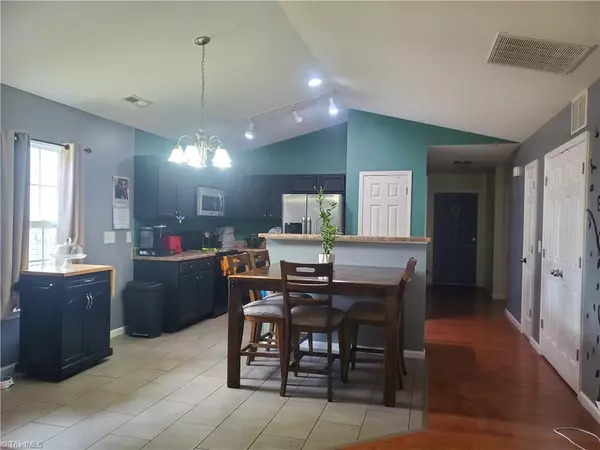 Winston Salem, NC 27127,2435 Hampton Hall LN