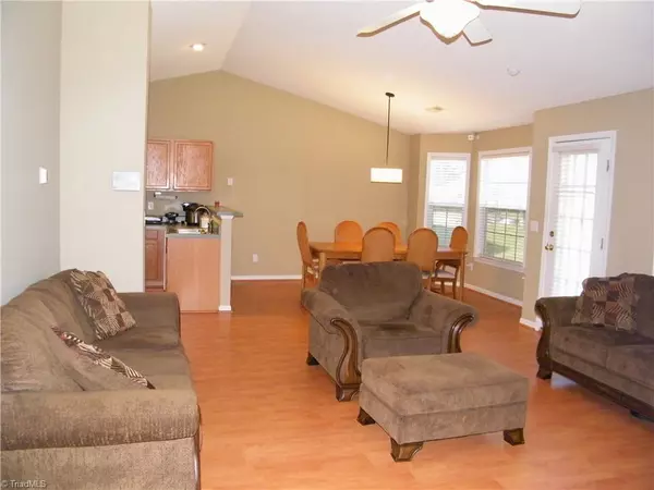 Winston Salem, NC 27127,3824 Heather View LN