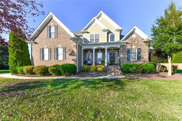 8409 Cripplegate TRCE, Browns Summit, NC 27214