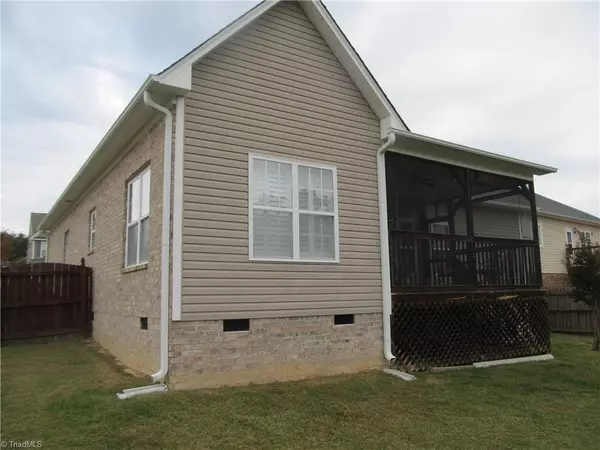 Winston Salem, NC 27127,390 Quick Silver DR