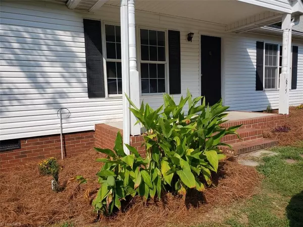 Winston Salem, NC 27127,675 Cloister DR