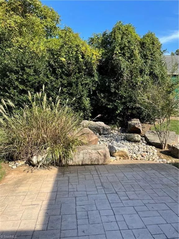 Winston Salem, NC 27106,2629 Belwick Village DR