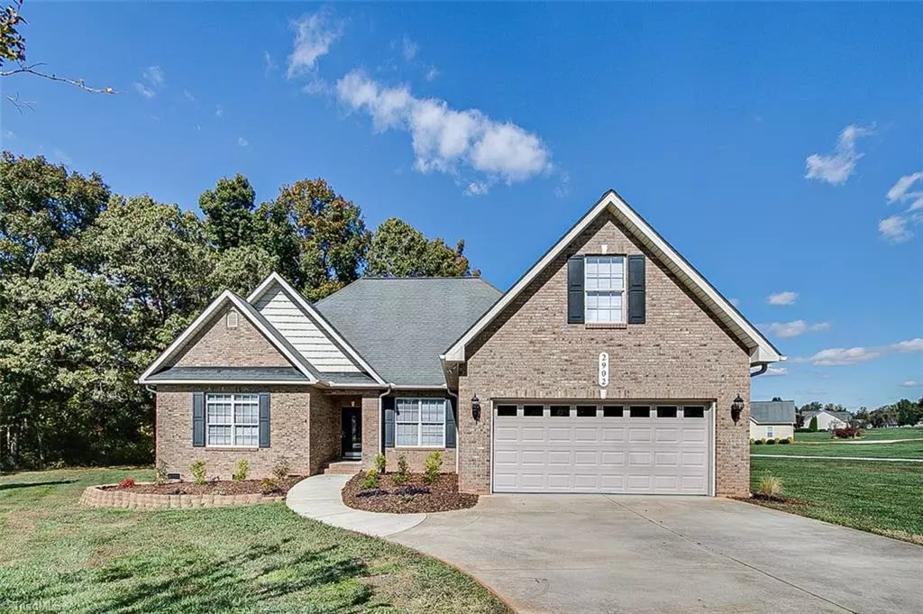 Sophia, NC 27350,2902 Whispering WAY