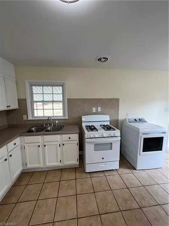 Winston Salem, NC 27107,2019 Dryden RD