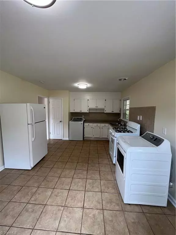 Winston Salem, NC 27107,2019 Dryden RD