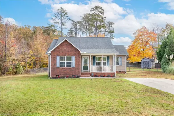 Randleman, NC 27317,205 Foxwood CT