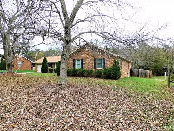 Winston Salem, NC 27106,2129 Storm Canyon RD