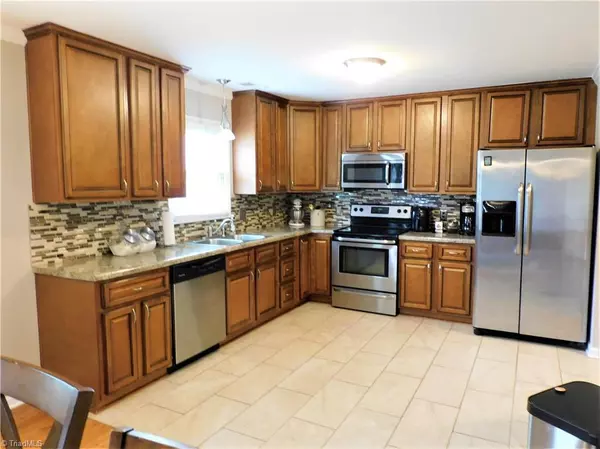 Winston Salem, NC 27106,2129 Storm Canyon RD